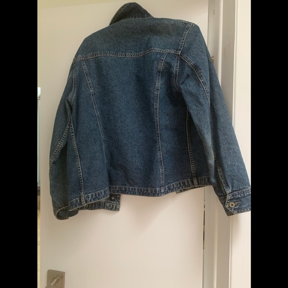 Gap jean jacket - Picture 2 of 3